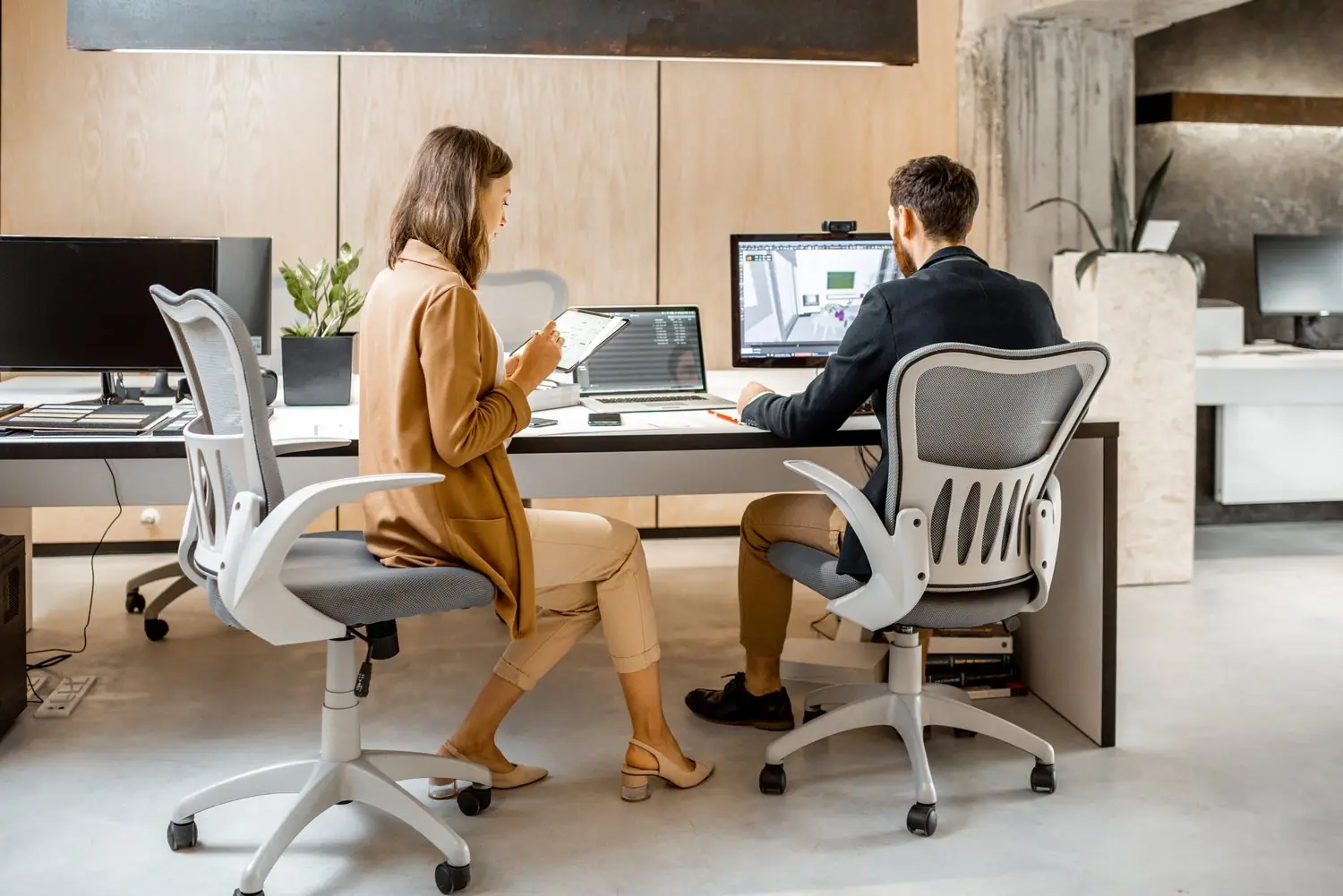 Domowe biuro ergonomia wyposażenie produktywność